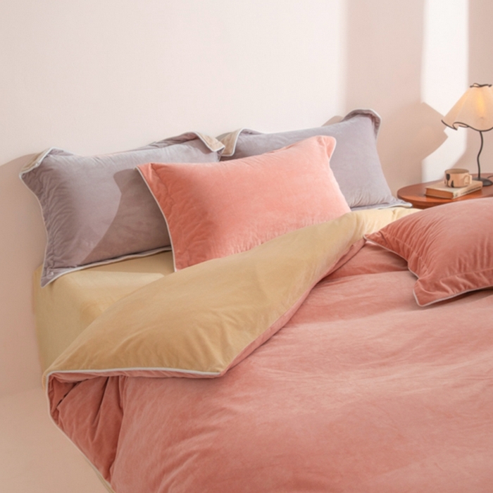 91家纺网 家纺一手货源 找家纺 ONE TWO ONE 121 新品【婴儿绒四件套】2025毛毯被子四件套单件床单被套床笠珊瑚绒牛奶绒冬被法兰绒兔毛绒 橘粉-乳酪