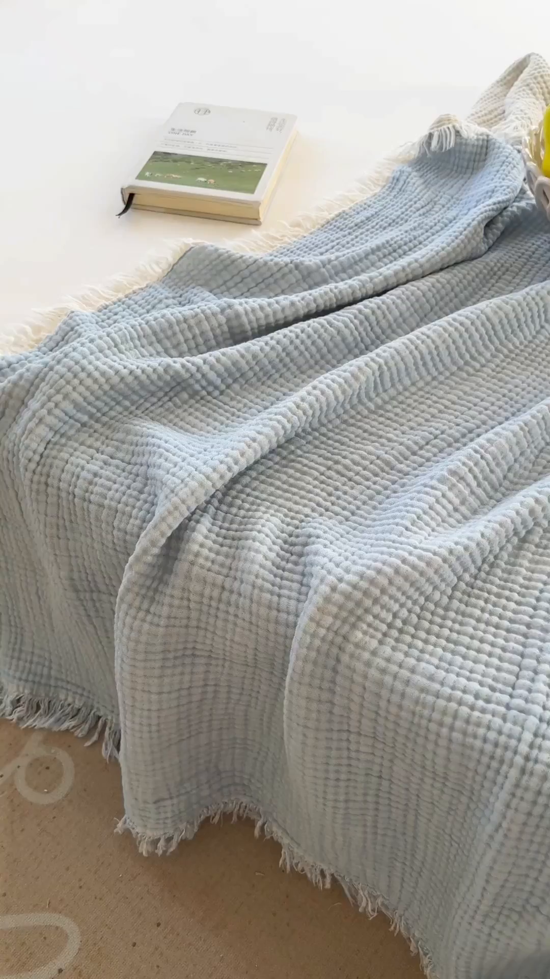 91家纺网 家纺一手货源 找家纺 梵克保罗 2025新款双层纱流苏全棉纯棉毯纯棉流苏款盖毯毯子夏被夏凉被空调被 浅蓝色