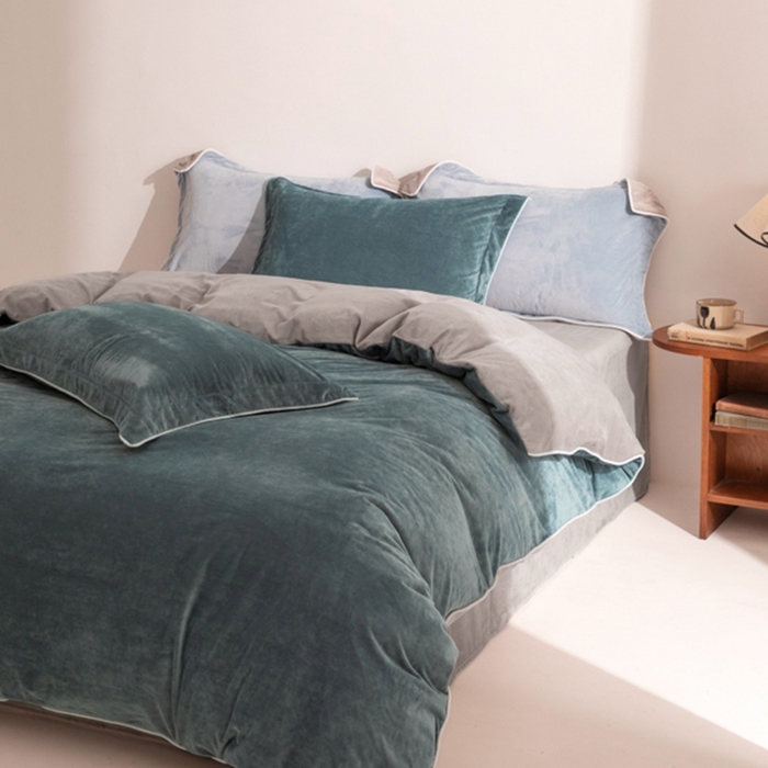 91家纺网 家纺一手货源 找家纺 ONE TWO ONE 121 新品【婴儿绒四件套】2025毛毯被子四件套单件床单被套床笠珊瑚绒牛奶绒冬被法兰绒兔毛绒 神秘灰-浅灰