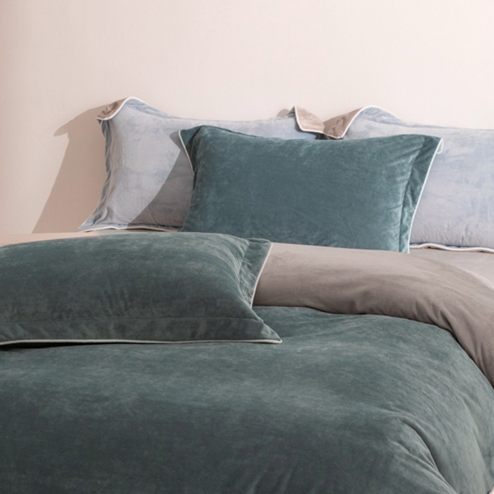 91家纺网 家纺一手货源 找家纺 ONE TWO ONE 121 新品【婴儿绒四件套】2025毛毯被子四件套单件床单被套床笠珊瑚绒牛奶绒冬被法兰绒兔毛绒 神秘灰-浅灰