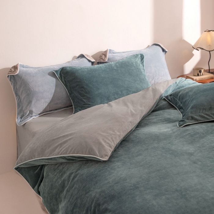 91家纺网 家纺一手货源 找家纺 ONE TWO ONE 121 新品【婴儿绒四件套】2025毛毯被子四件套单件床单被套床笠珊瑚绒牛奶绒冬被法兰绒兔毛绒 神秘灰-浅灰