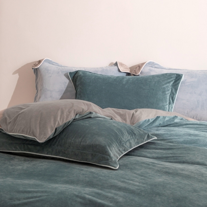 91家纺网 家纺一手货源 找家纺 ONE TWO ONE 121 新品【婴儿绒四件套】2025毛毯被子四件套单件床单被套床笠珊瑚绒牛奶绒冬被法兰绒兔毛绒 神秘灰-浅灰