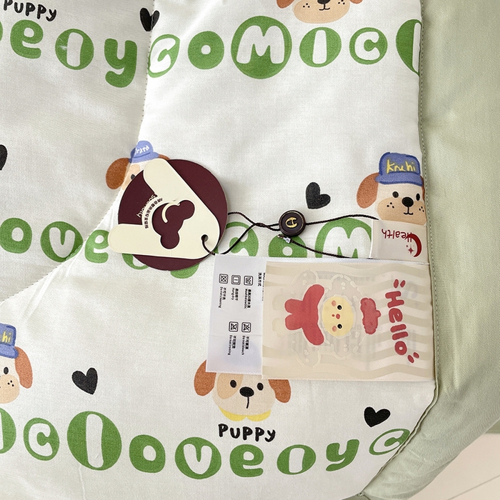 91家纺网 家纺一手货源 找家纺 梵克保罗 2025新款全棉夏被碎花卡通小清新简约纯棉夏凉被夏被四件套三件套 字母狗