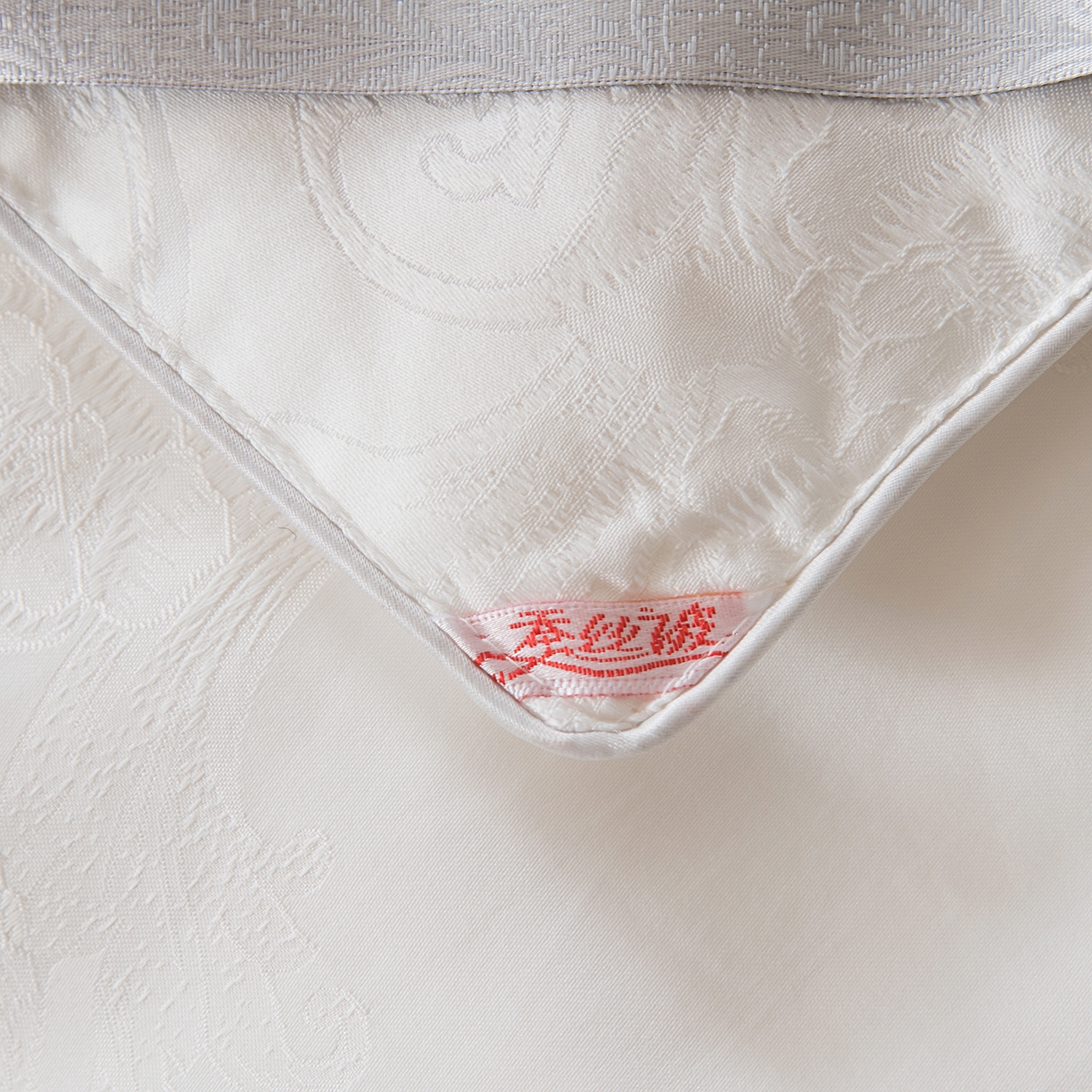 91家纺网 家纺一手货源 找家纺 （总）鑫田家纺 2025新款蚕丝被100%纯柞蚕丝被夏凉被春秋被冬被子母被桑蚕丝被