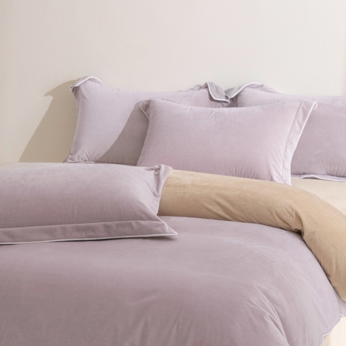 91家纺网 家纺一手货源 找家纺 ONE TWO ONE 121 新品【婴儿绒四件套】2025毛毯被子四件套单件床单被套床笠珊瑚绒牛奶绒冬被法兰绒兔毛绒 芋泥-奶咖