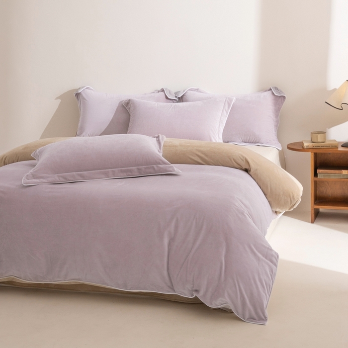 91家纺网 家纺一手货源 找家纺 ONE TWO ONE 121 新品【婴儿绒四件套】2025毛毯被子四件套单件床单被套床笠珊瑚绒牛奶绒冬被法兰绒兔毛绒 芋泥-奶咖