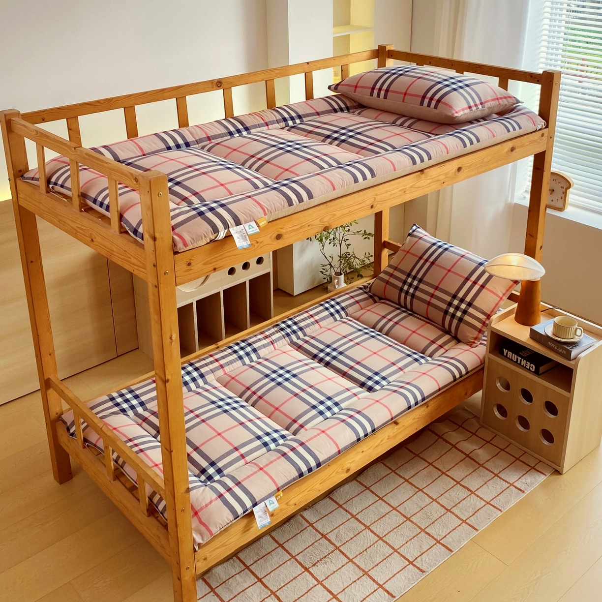 （总）梵克保罗 2025秋冬新款无印风学生宿舍床褥褥子