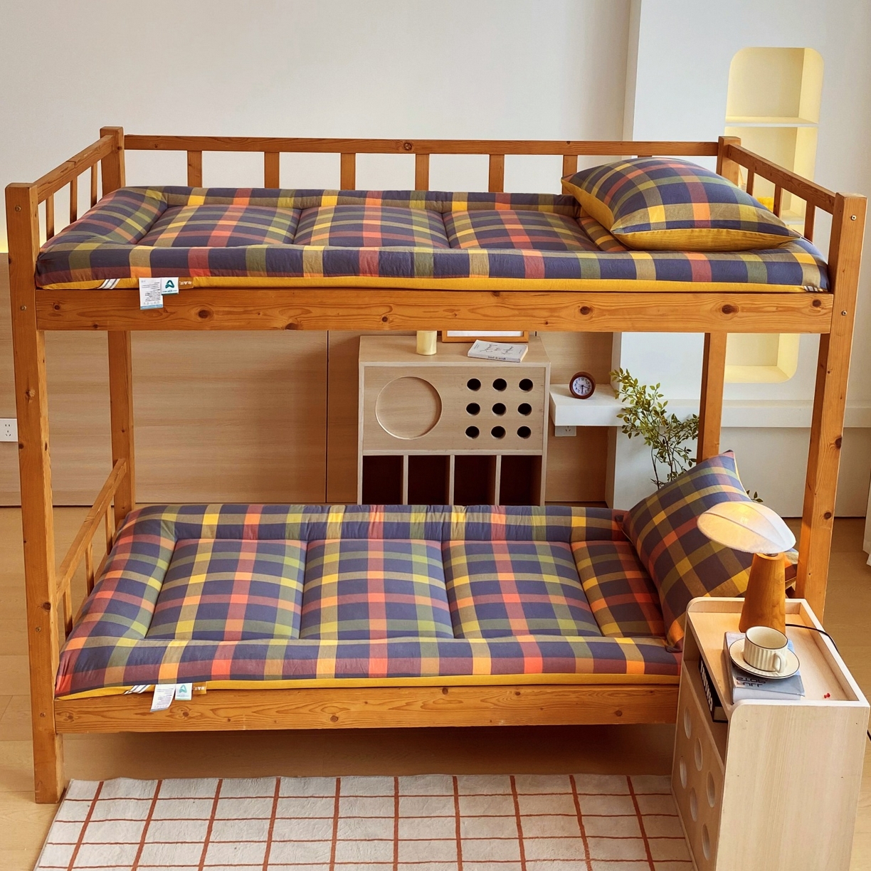 91家纺网 家纺一手货源 找家纺 梵克保罗 2025秋冬新款无印风学生宿舍床褥褥子 牛油果