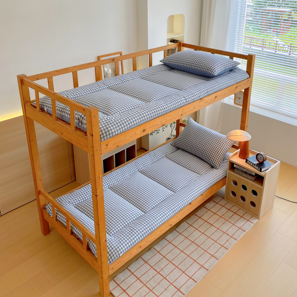 91家纺网 家纺一手货源 找家纺 （总）梵克保罗 2025秋冬新款无印风学生宿舍床褥褥子