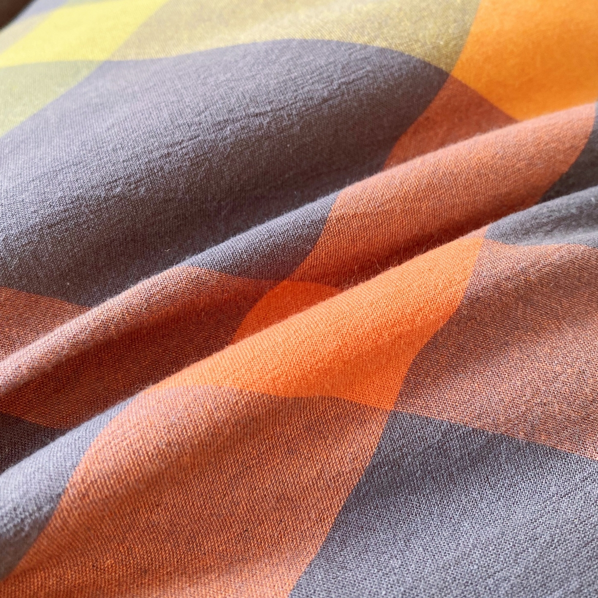 91家纺网 家纺一手货源 找家纺 梵克保罗 2025秋冬新款无印风学生宿舍床褥褥子 牛油果