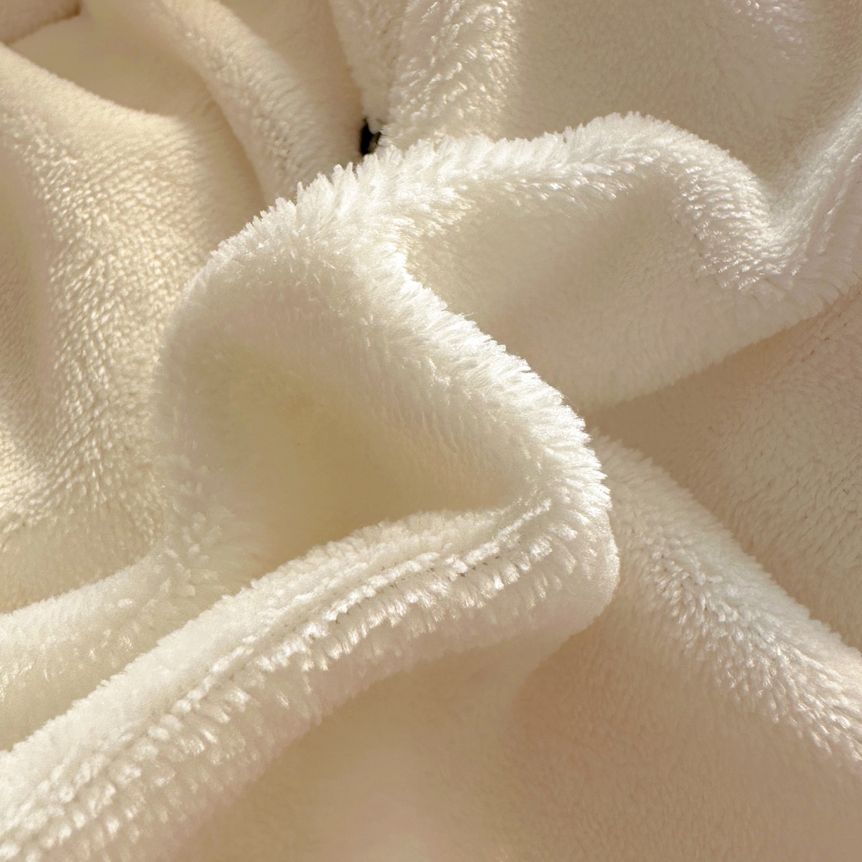 91家纺网 家纺一手货源 找家纺 （总）老K (原美阁） 2025新款A类200克花边款韩版牛奶绒四件套-蝴蝶结