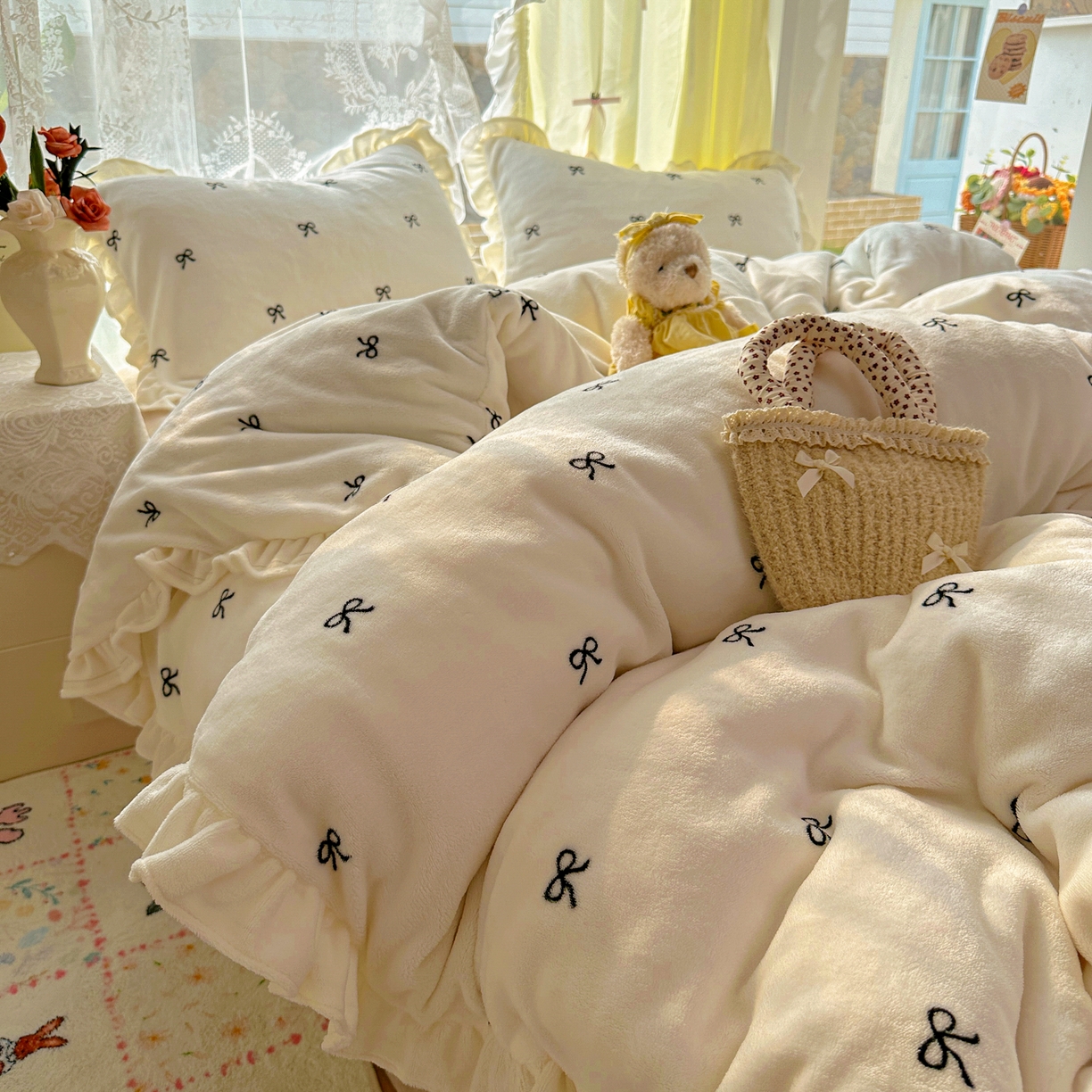 91家纺网 家纺一手货源 找家纺 （总）老K (原美阁） 2025新款A类200克花边款韩版牛奶绒四件套-蝴蝶结