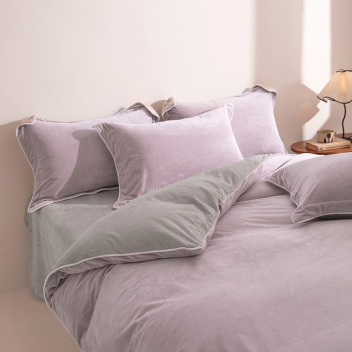 91家纺网 家纺一手货源 找家纺 ONE TWO ONE 121 新品【婴儿绒四件套】2025毛毯被子四件套单件床单被套床笠珊瑚绒牛奶绒冬被法兰绒兔毛绒 芋泥-浅灰