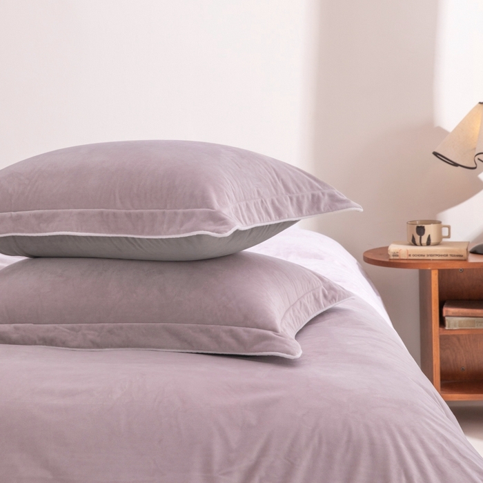 91家纺网 家纺一手货源 找家纺 ONE TWO ONE 121 新品【婴儿绒四件套】2025毛毯被子四件套单件床单被套床笠珊瑚绒牛奶绒冬被法兰绒兔毛绒 芋泥-浅灰