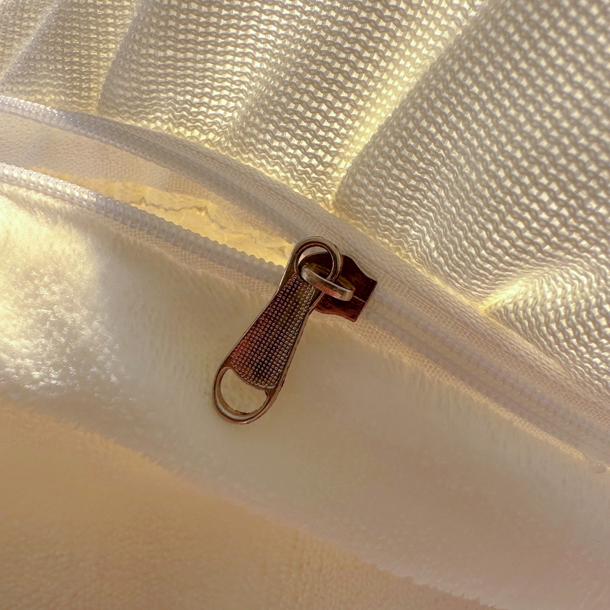 91家纺网 家纺一手货源 找家纺 （总）老K (原美阁） 2025新款A类200克花边款韩版牛奶绒四件套-蝴蝶结