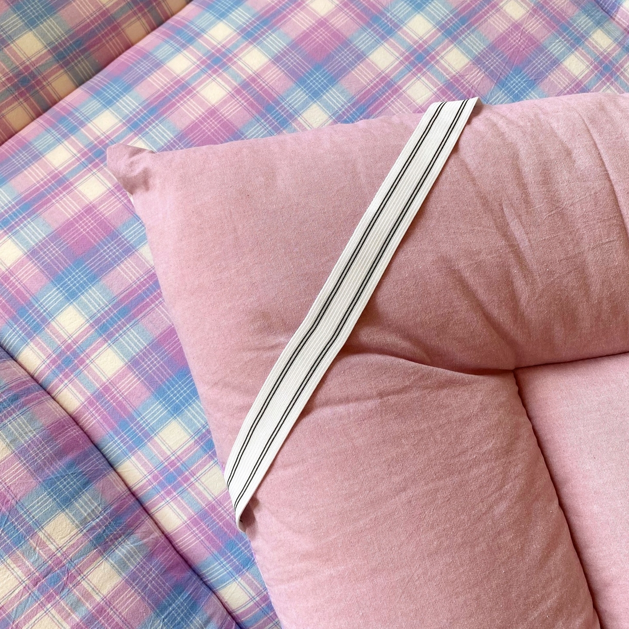 91家纺网 家纺一手货源 找家纺 梵克保罗 2025秋冬新款无印风学生宿舍床褥褥子 云舒紫