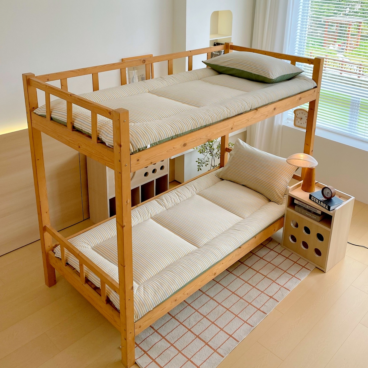 梵克保罗 2025秋冬新款无印风学生宿舍床褥褥子 绿小条