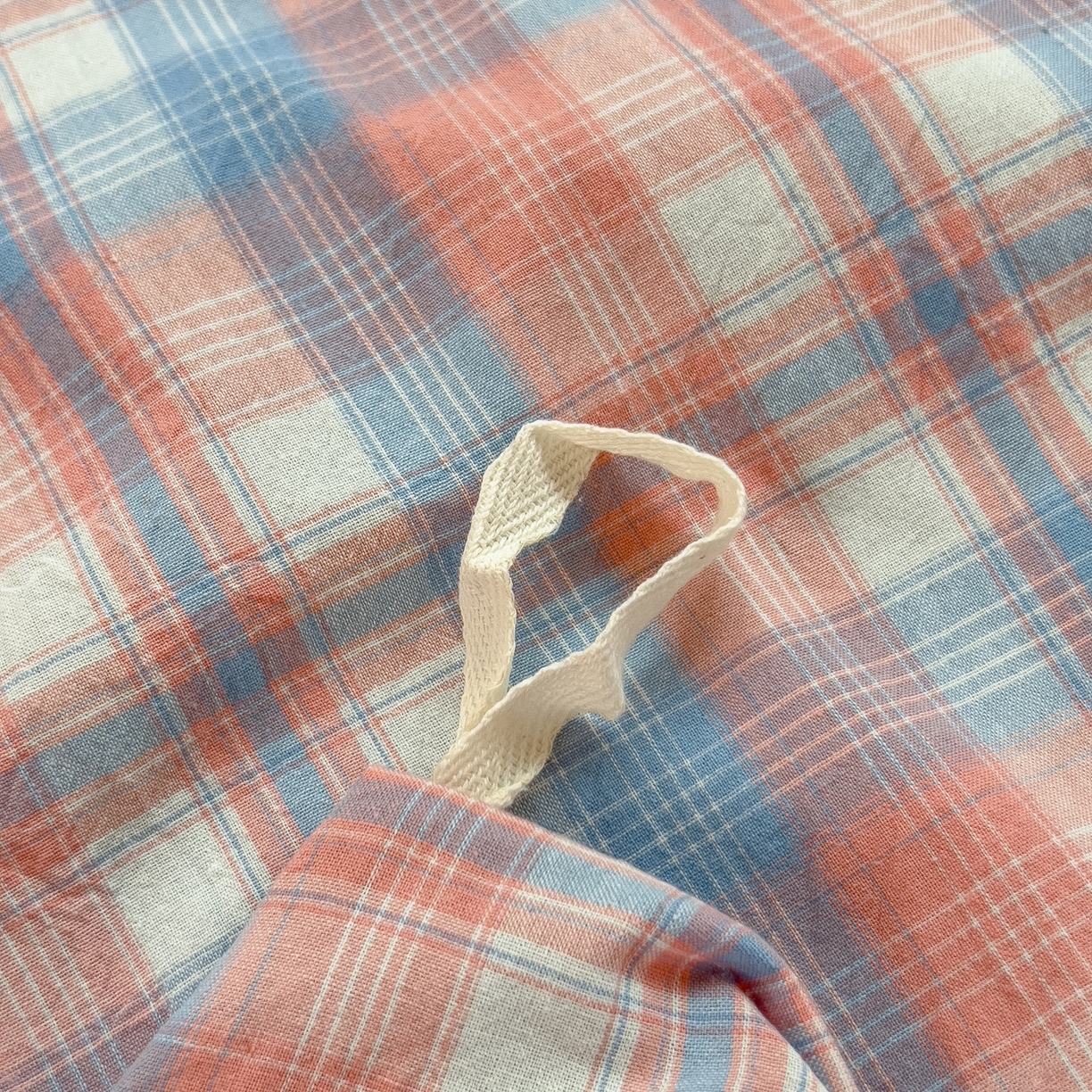 91家纺网 家纺一手货源 找家纺 梵克保罗 2025春夏新款水洗棉学生宿舍床单款床笠款三件套六件套大礼包学生季 炫彩格