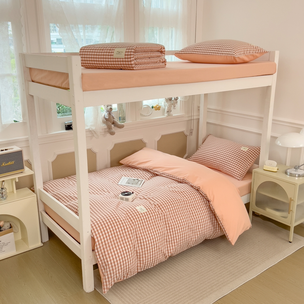 91家纺网 家纺一手货源 找家纺 梵克保罗 2025春夏新款水洗棉学生宿舍床单款床笠款三件套六件套大礼包学生季 玉小格