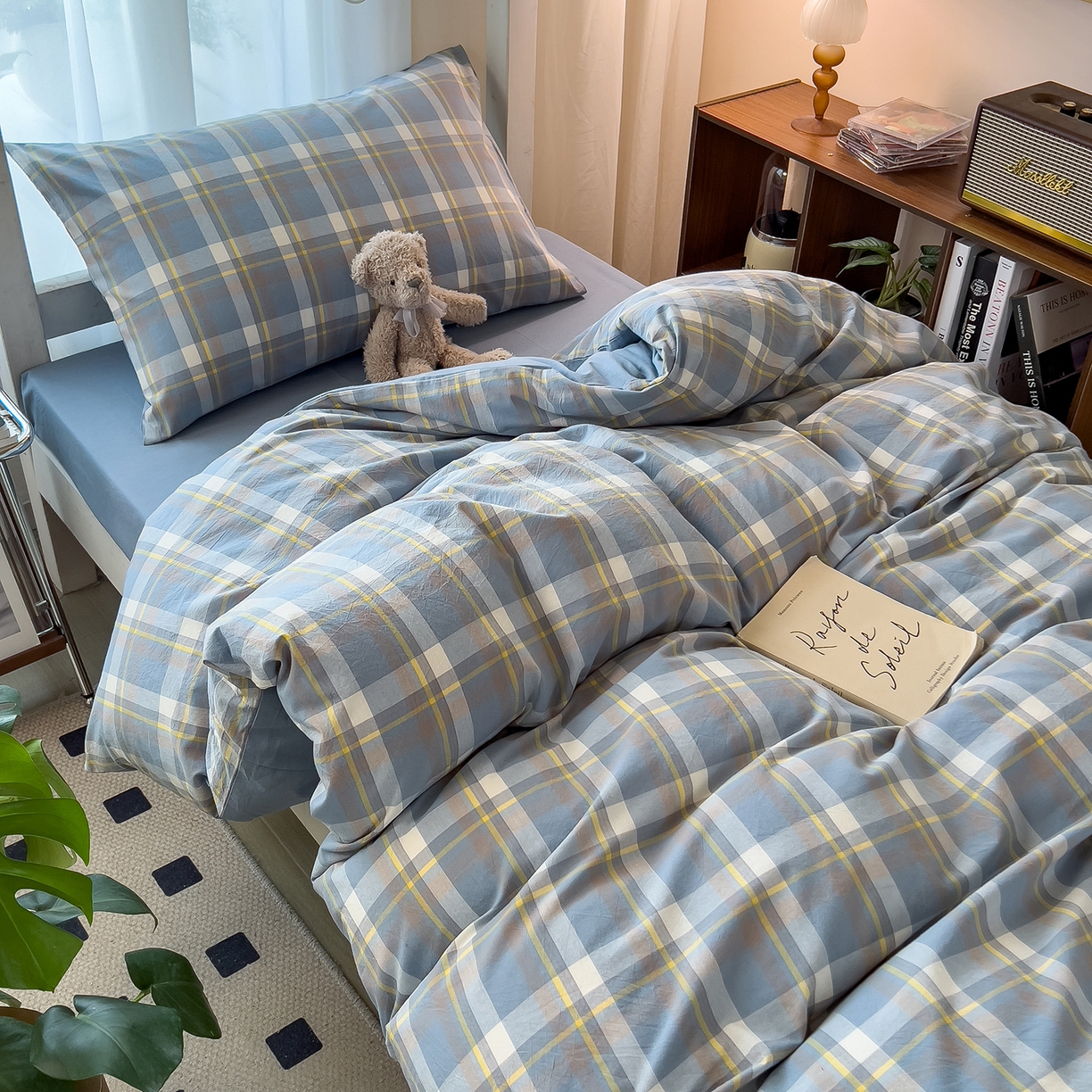 91家纺网 家纺一手货源 找家纺 梵克保罗 2025春夏新款水洗棉学生宿舍床单款床笠款三件套六件套大礼包学生季 天蓝中格