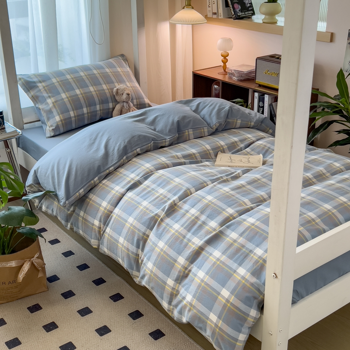 91家纺网 家纺一手货源 找家纺 梵克保罗 2025春夏新款水洗棉学生宿舍床单款床笠款三件套六件套大礼包学生季 天蓝中格