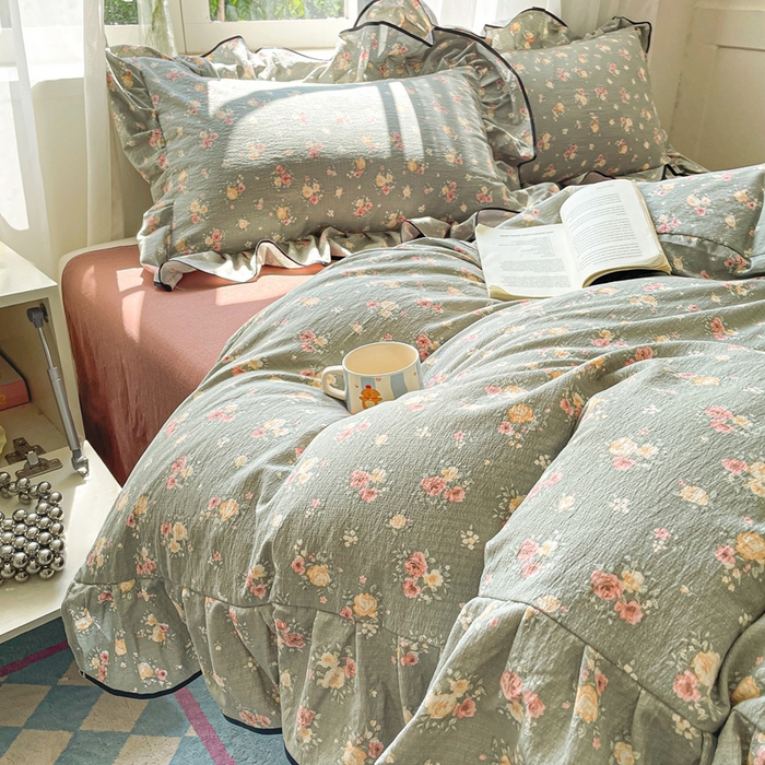 91家纺网 家纺一手货源 找家纺 海岛哥哥 2025新款韩式ins风黑边花边木棉双层纱四件套（有买家秀） 黑花边-玫瑰花海-墨绿