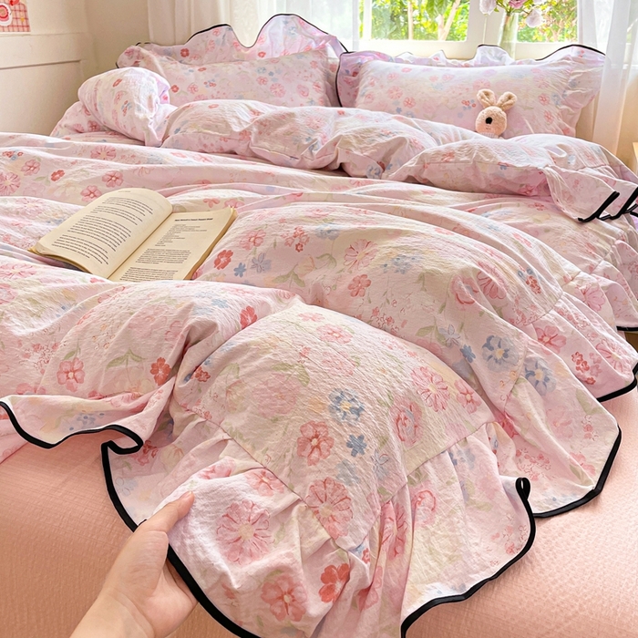 91家纺网 家纺一手货源 找家纺 海岛哥哥 2025新款韩式ins风黑边花边木棉双层纱四件套（有买家秀） 黑花边-花梦源-粉