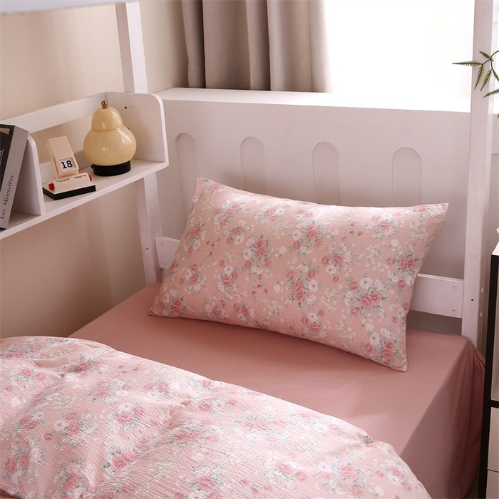 91家纺网 家纺一手货源 找家纺 梵克保罗 2025春夏新款双层纱学生宿舍床单款三件套六件套大礼包学生季 爱如星辰