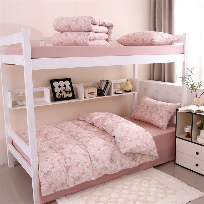 91家纺网 家纺一手货源 找家纺 梵克保罗 2025春夏新款双层纱学生宿舍床单款三件套六件套大礼包学生季 爱如星辰