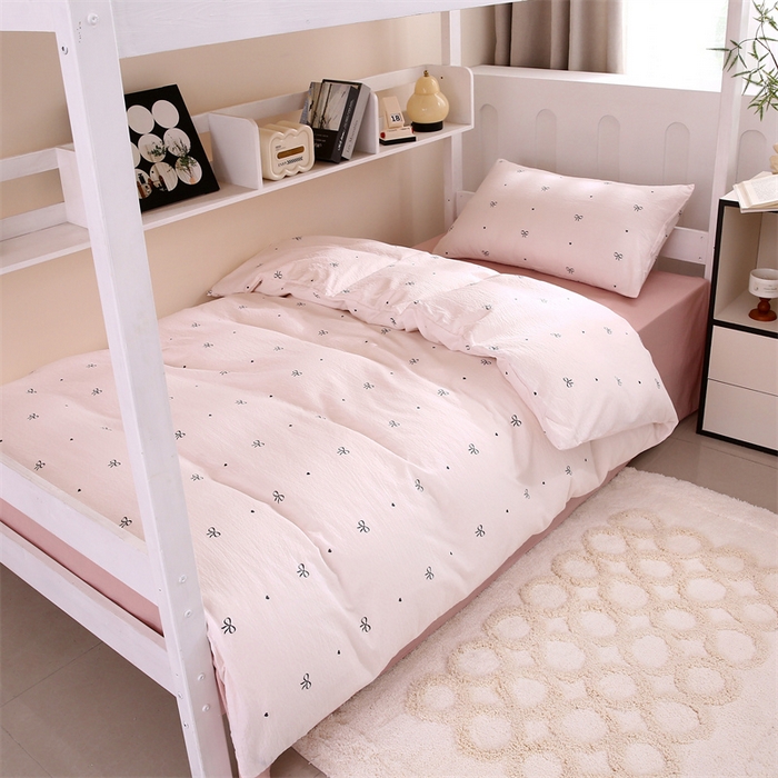 91家纺网 家纺一手货源 找家纺 梵克保罗 2025春夏新款双层纱学生宿舍床单款三件套六件套大礼包学生季 蝴蝶结