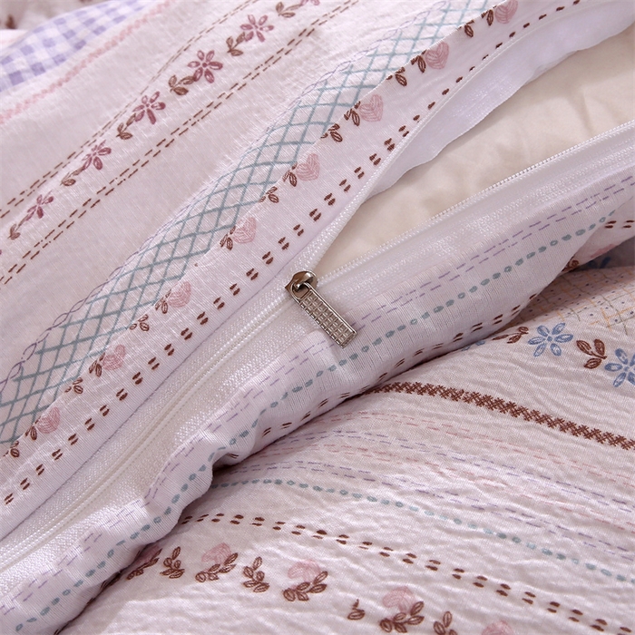 91家纺网 家纺一手货源 找家纺 梵克保罗 2025春夏新款双层纱学生宿舍床单款三件套六件套大礼包学生季 金榜题名条纹