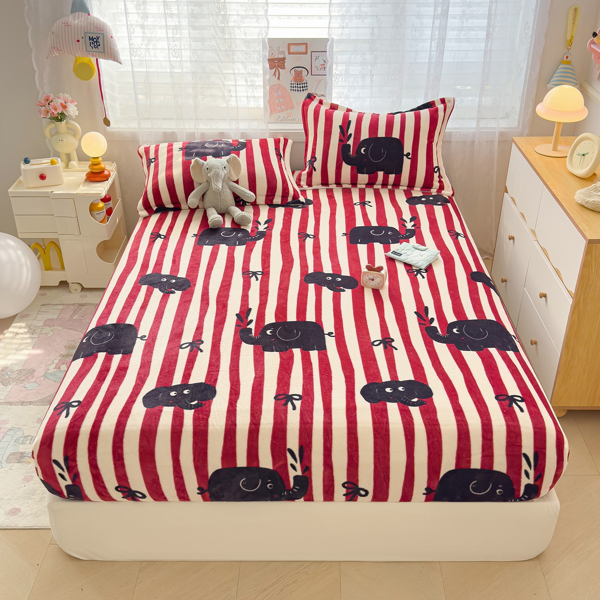 91家纺网 家纺一手货源 找家纺 久云居 2025新款高克重牛奶绒床笠 大象乐园