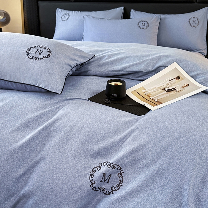 91家纺网 家纺一手货源 找家纺 梵克保罗 2025秋冬新款加厚肌理纹碳素磨毛刺绣嵌绳轻奢四件套-慕韵 慕韵-蓝