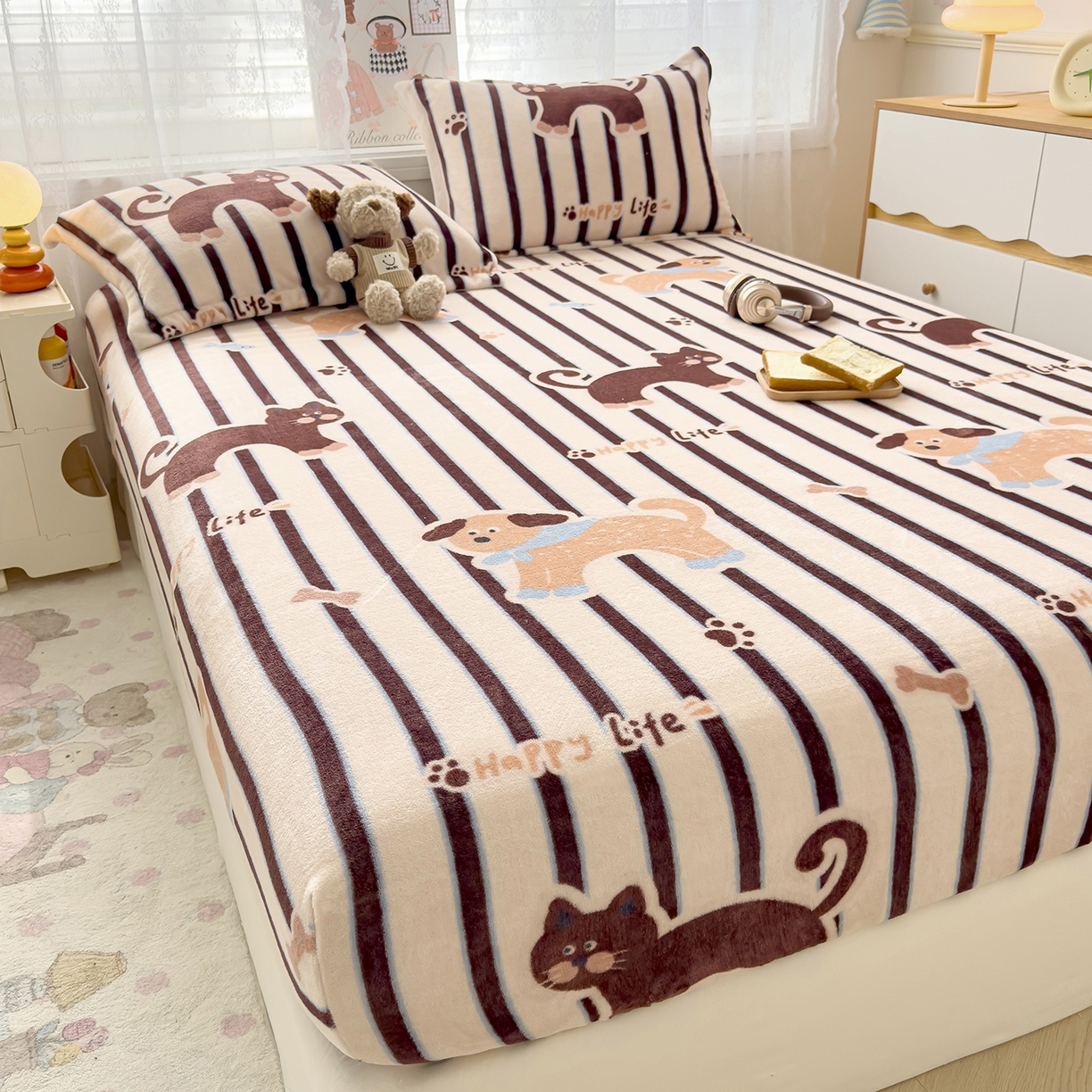 91家纺网 家纺一手货源 找家纺 久云居 2025新款高克重牛奶绒床笠 卡多啦