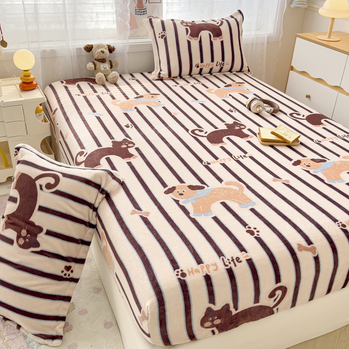 91家纺网 家纺一手货源 找家纺 久云居 2025新款高克重牛奶绒床笠 卡多啦