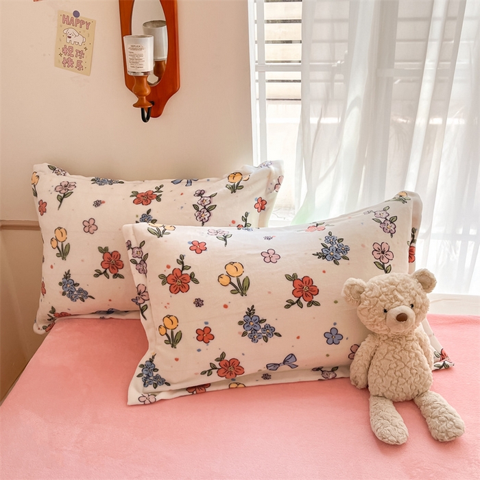 91家纺网 家纺一手货源 找家纺 寻米 2025新款高克重加厚保暖牛奶绒四件套-第二批 花田结语-粉