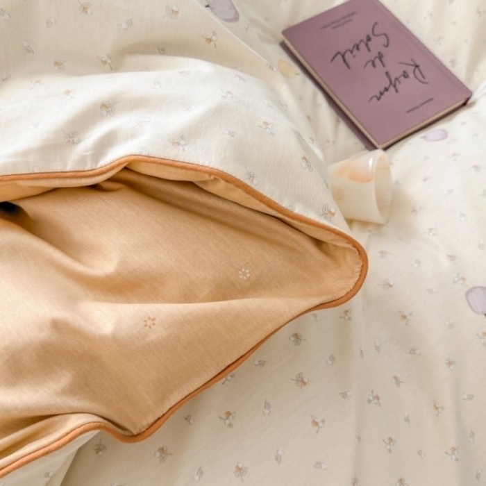 91家纺网 家纺一手货源 找家纺 梵克保罗 2025秋冬新款全棉印花嵌绳款小清新系列四件套 南瓜派