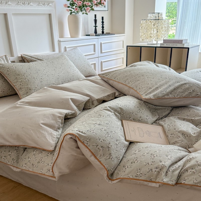 91家纺网 家纺一手货源 找家纺 梵克保罗 2025秋冬新款全棉印花嵌绳款小清新系列四件套 摩卡