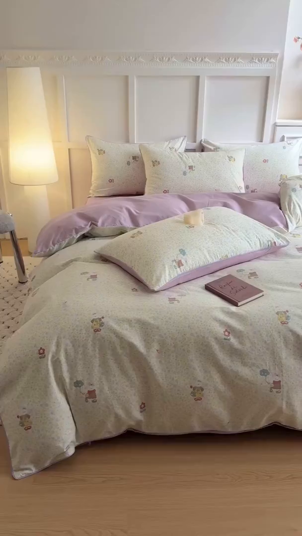 91家纺网 家纺一手货源 找家纺 梵克保罗 2025秋冬新款全棉印花嵌绳款小清新系列四件套 兔斯基