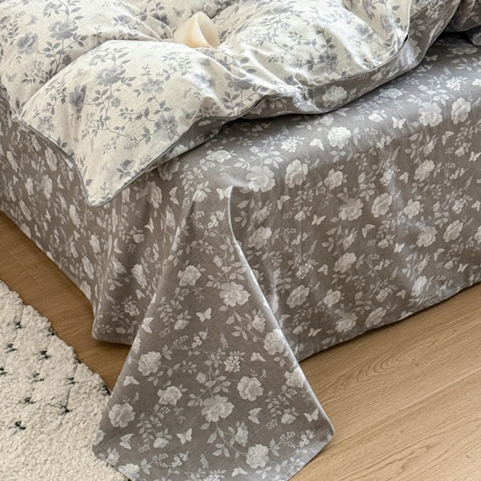 91家纺网 家纺一手货源 找家纺 梵克保罗 2025秋冬新款全棉印花嵌绳款小清新系列四件套 野山居-灰