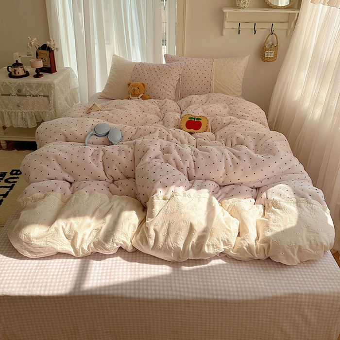 91家纺网 家纺一手货源 找家纺 （总）瑞莱 2025年秋冬新款全棉花边牛奶绒四件套