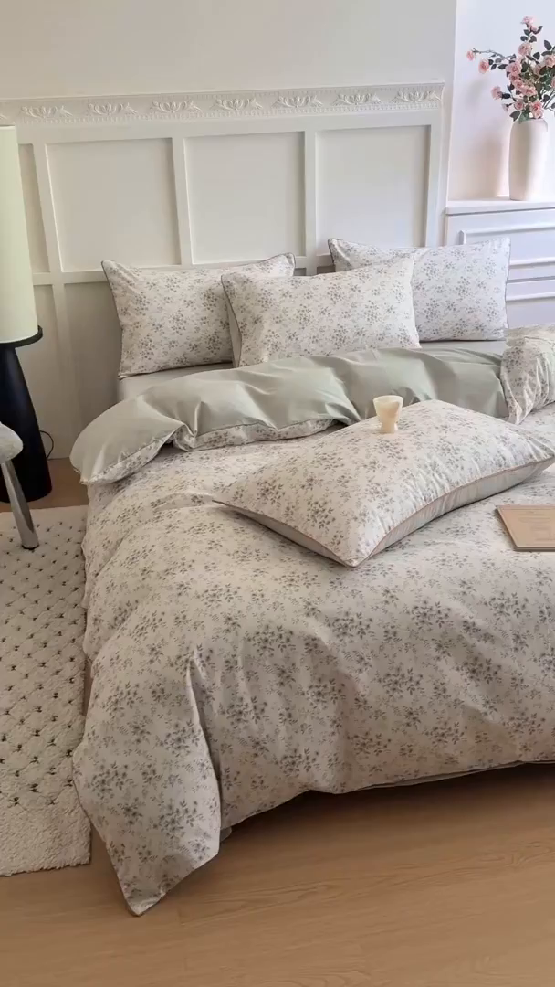 91家纺网 家纺一手货源 找家纺 梵克保罗 2025秋冬新款全棉印花嵌绳款小清新系列四件套 花田里