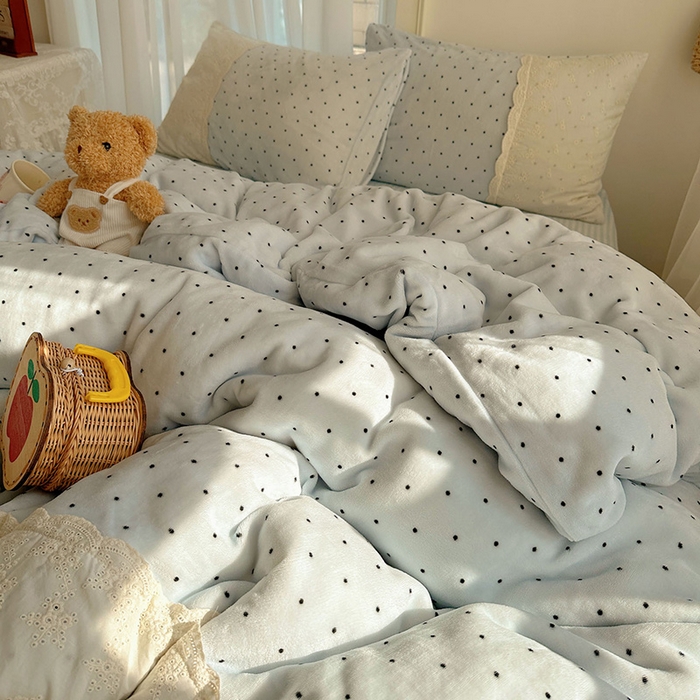 91家纺网 家纺一手货源 找家纺 瑞莱 2025年秋冬新款全棉花边牛奶绒四件套 全棉花边-可可蓝