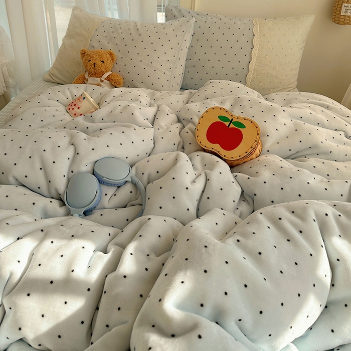 91家纺网 家纺一手货源 找家纺 瑞莱 2025年秋冬新款全棉花边牛奶绒四件套 全棉花边-可可蓝