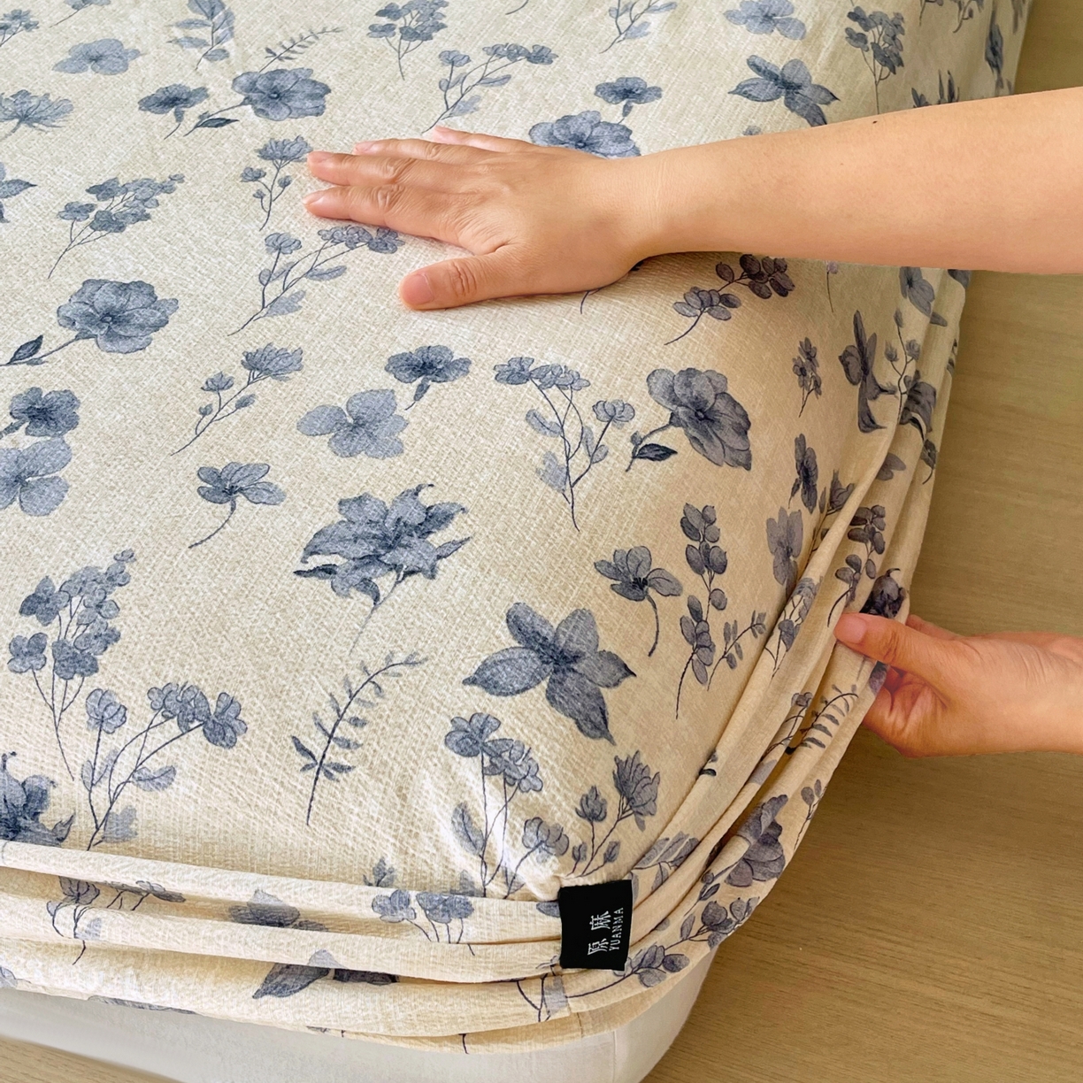 91家纺网 家纺一手货源 找家纺 梵克保罗 2025秋冬新款10A抗菌原麻床笠套件跨境外贸 水墨江南