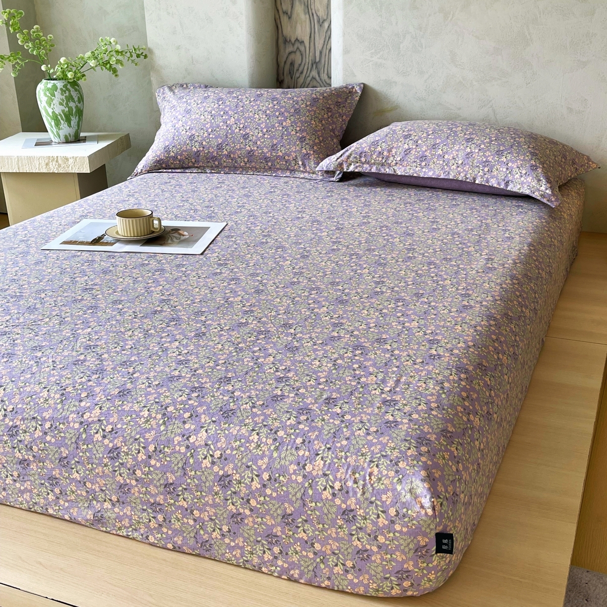 91家纺网 家纺一手货源 找家纺 梵克保罗 2025秋冬新款10A抗菌原麻床笠套件跨境外贸 甜蜜紫园