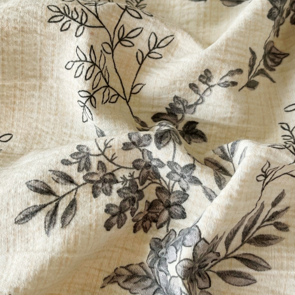 91家纺网 家纺一手货源 找家纺 梵克保罗 2025秋冬新款10A抗菌原麻床笠套件跨境外贸 灰色空间