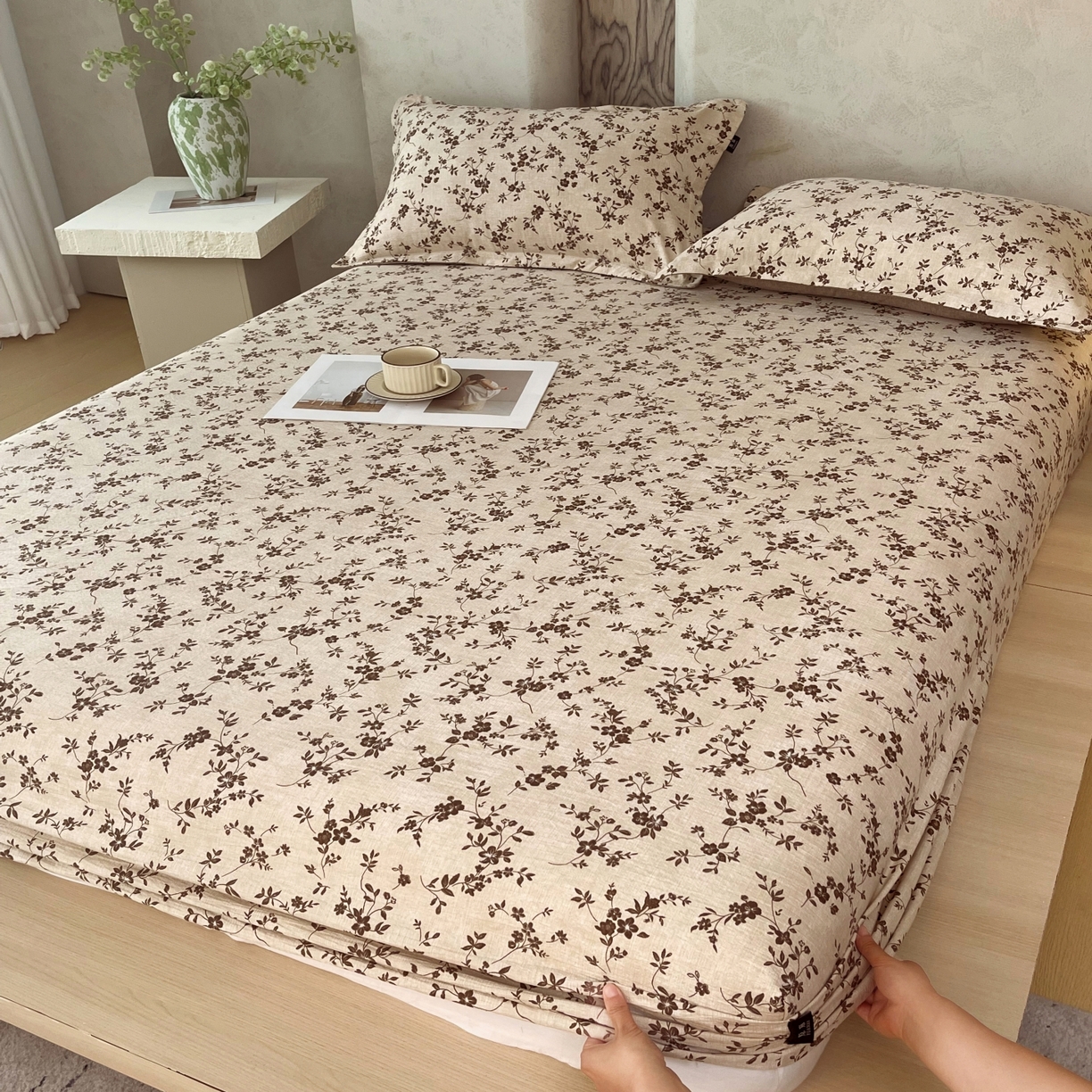 91家纺网 家纺一手货源 找家纺 梵克保罗 2025秋冬新款10A抗菌原麻床笠套件跨境外贸 花枝漫天