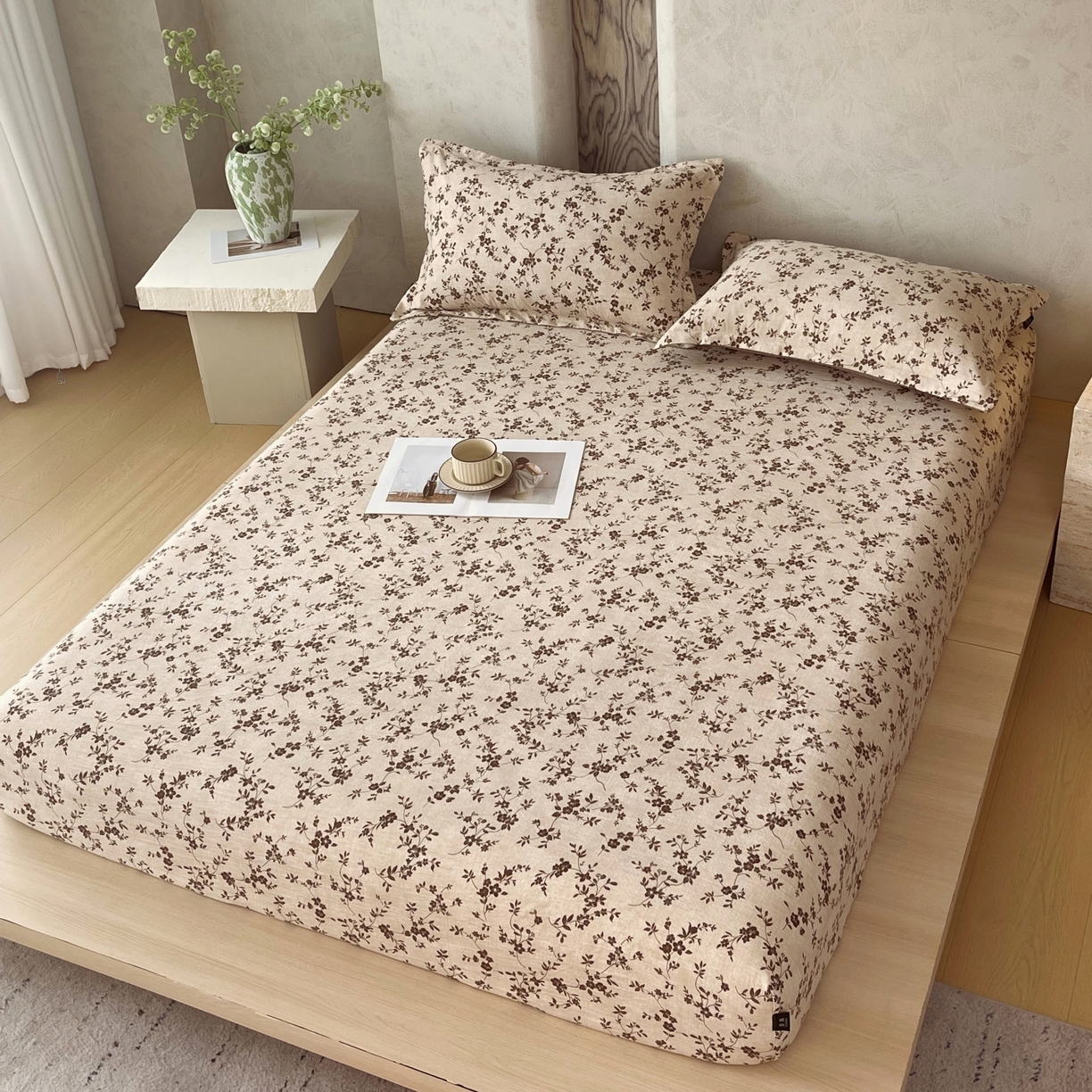 91家纺网 家纺一手货源 找家纺 梵克保罗 2025秋冬新款10A抗菌原麻床笠套件跨境外贸 花枝漫天