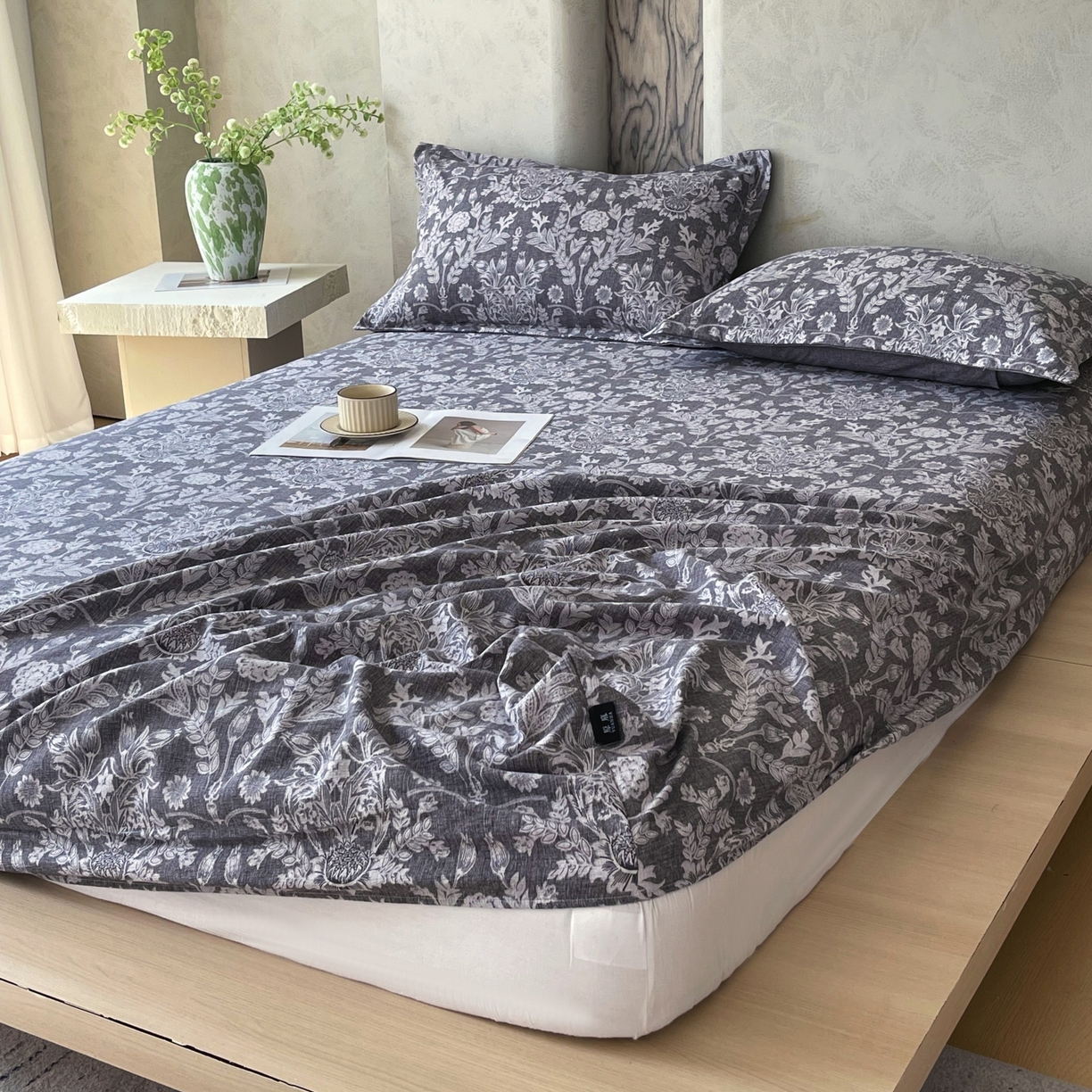 91家纺网 家纺一手货源 找家纺 梵克保罗 2025秋冬新款10A抗菌原麻床笠套件跨境外贸 人间草木